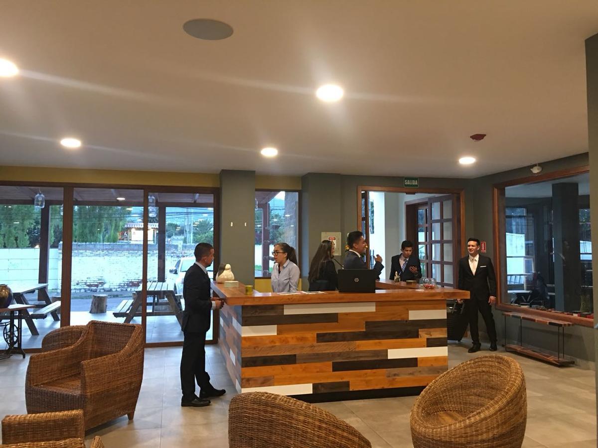 Ilalo Garden Hotel & Restaurant Quito Dış mekan fotoğraf